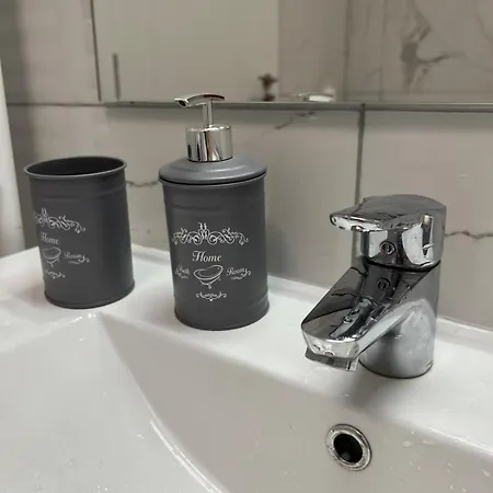 White In Exigent Plaza Romania Faza 4