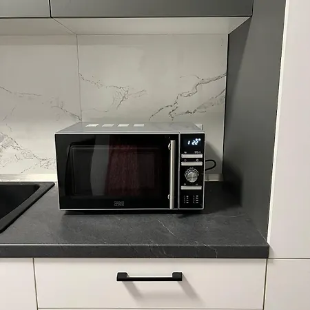 White In Exigent Plaza Romania Faza 4