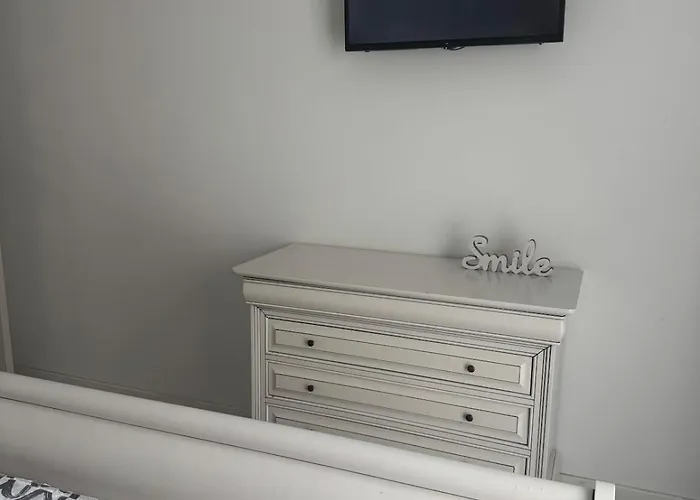 White In Exigent Plaza Romania Faza 4 *