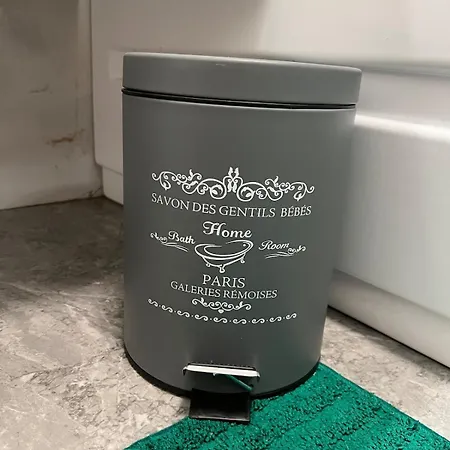 White In Exigent Plaza Romania Faza 4 アパート *