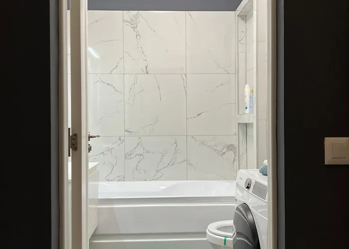 Διαμέρισμα White In Exigent Plaza Romania Faza 4